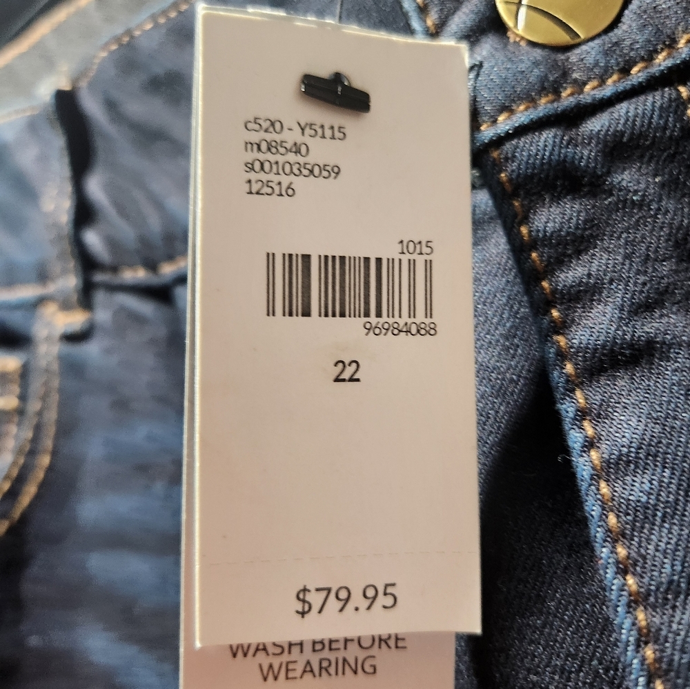 Jeans - Picture 5 of 6